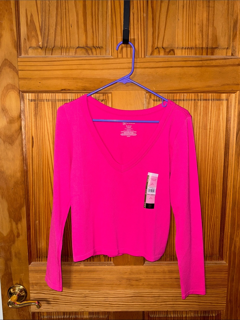 No Boundaries Hot Pink Ribbed V-Neck Long Sleeve Top